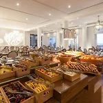 Otel D'el Rey Marriott Golf &